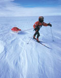 2000: Seule en Antarctique. Version française et anglaise - Gedeon programme. Une trentaine de diffusions sur CANAL +, la 5eme chaîne et National Geography Channel